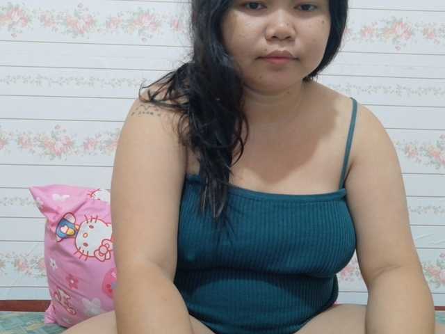 Sweetbigtits69 live cam on BongaCams