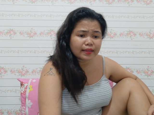 Sweetbigtits69 live cam on BongaCams