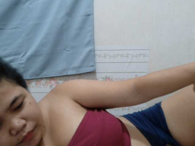Sweetbigtits69 live cam on BongaCams