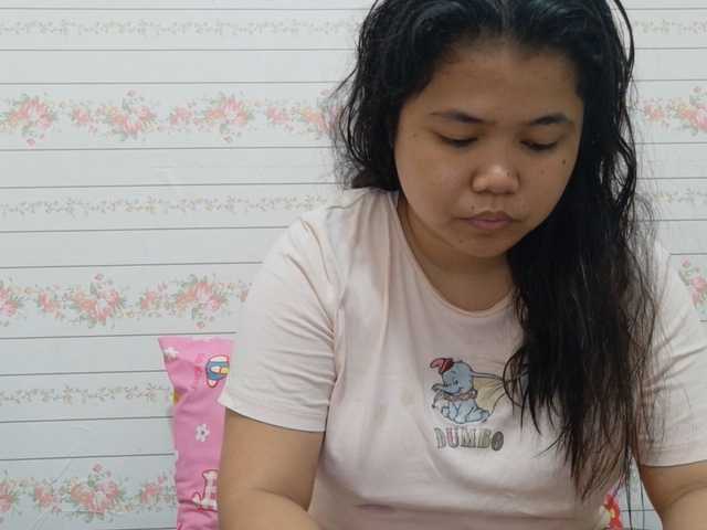 Sweetbigtits69 live webcam show