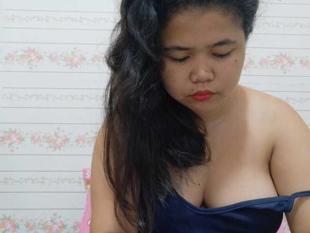 Sweetbigtits69 live webcam show