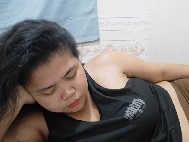 Sweetbigtits69 live cam on BongaCams