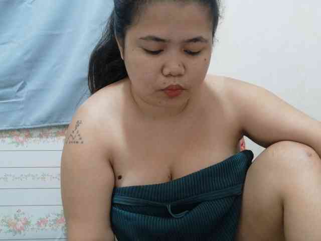Sweetbigtits69