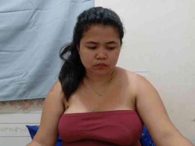 Sweetbigtits69 webcam