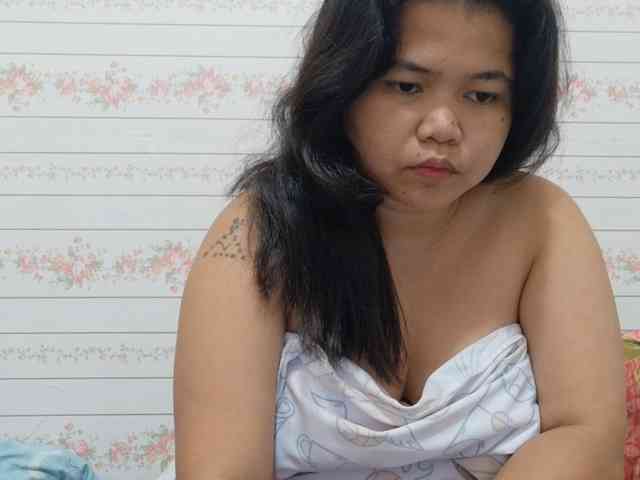 Sweetbigtits69 webcam