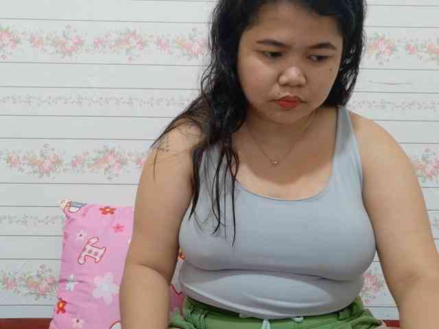 Sweetbigtits69 webcam