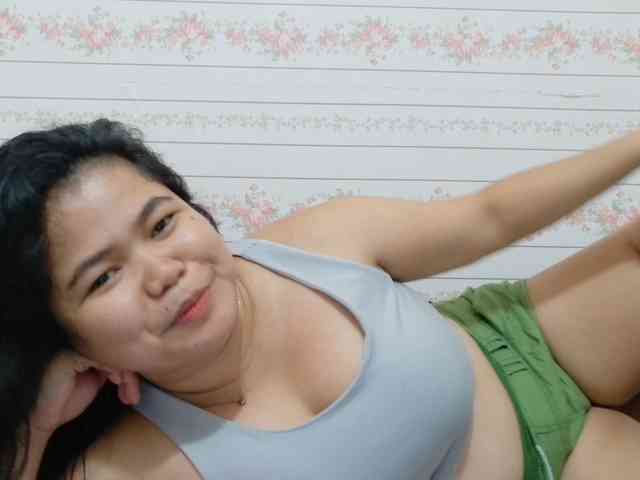 Sweetbigtits69