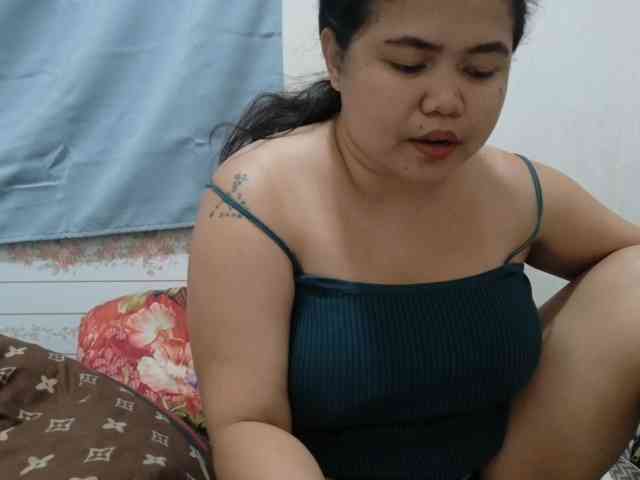 Sweetbigtits69