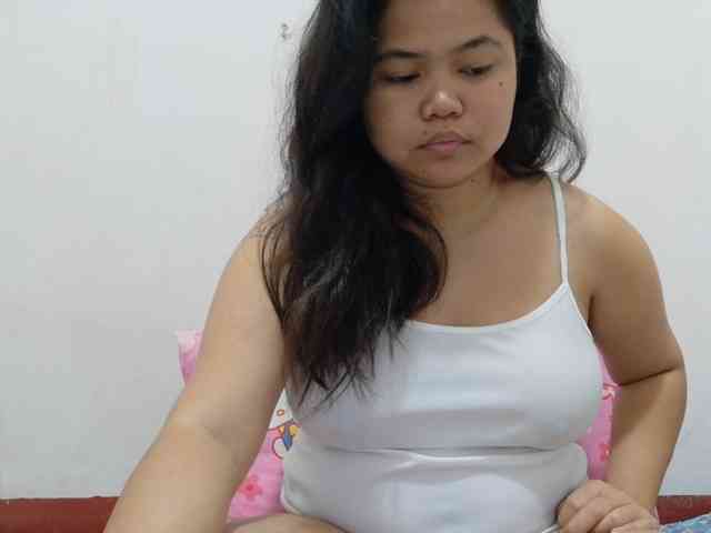 Sweetbigtits69 webcam