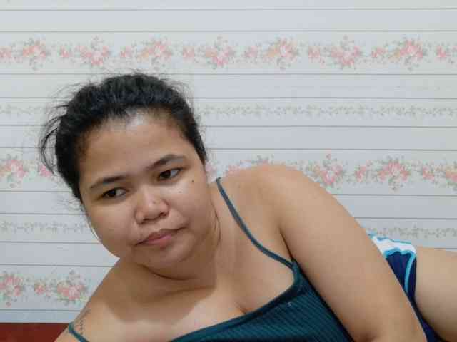 Sweetbigtits69