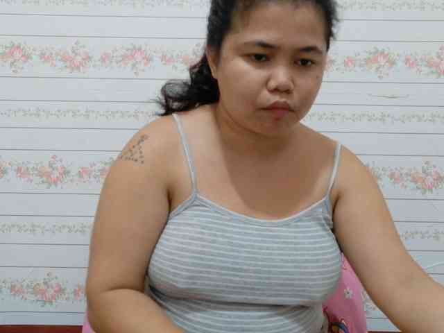 Sweetbigtits69 webcam