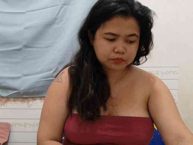Sweetbigtits69 webcam