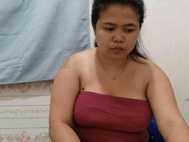 Sweetbigtits69 webcam