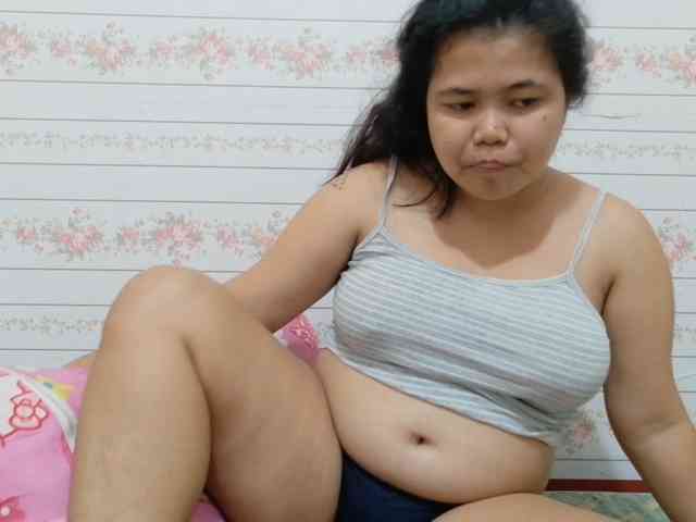 Sweetbigtits69 webcam