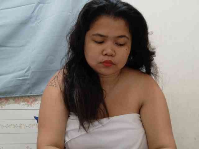 Sweetbigtits69 webcam