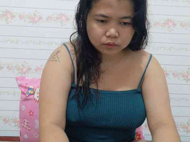 Sweetbigtits69 webcam