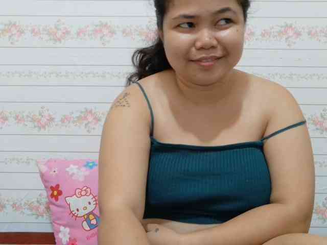 Sweetbigtits69 webcam