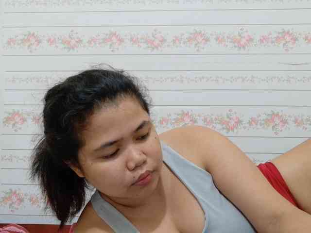 Sweetbigtits69 webcam