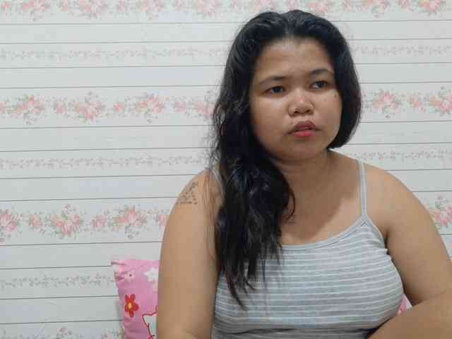 Sweetbigtits69 webcam