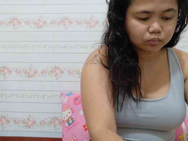 Sweetbigtits69 webcam