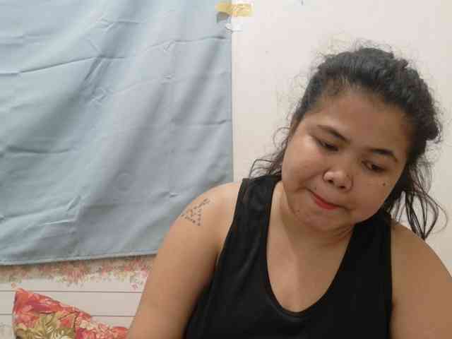 Sweetbigtits69 webcam