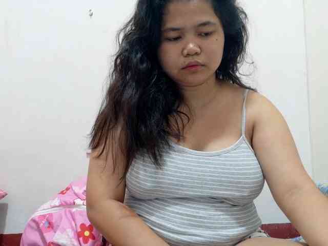 Sweetbigtits69 webcam