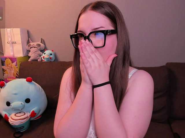 PieCreamys live cam on BongaCams