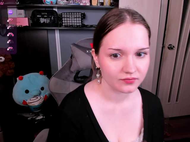 PieCreamys live cam on BongaCams