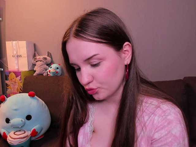 PieCreamys live cam on BongaCams
