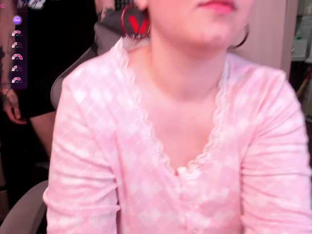PieCreamys live cam on BongaCams