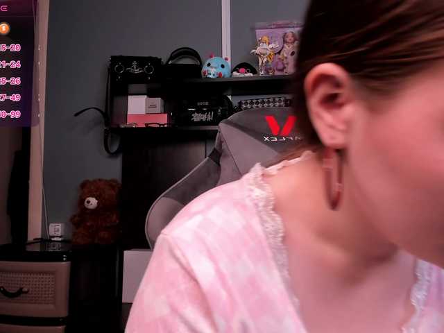 PieCreamys live cam on BongaCams
