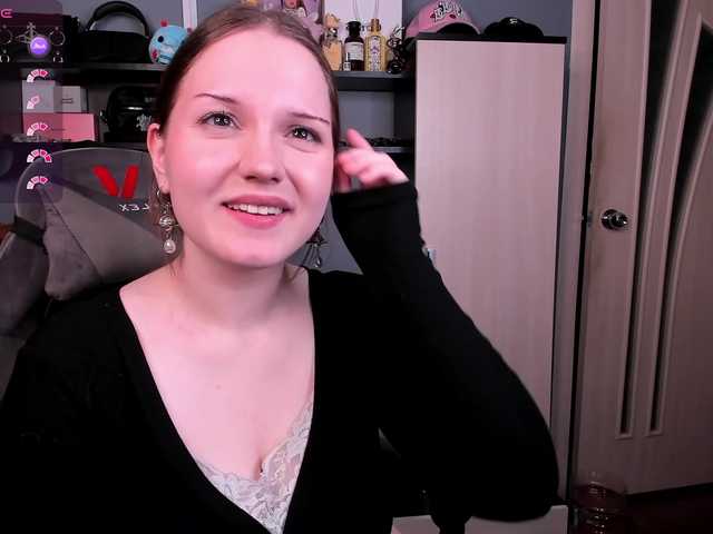 PieCreamys live cam on BongaCams