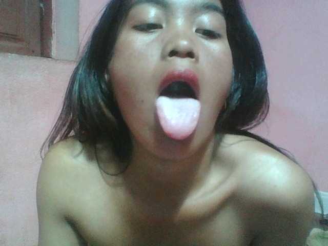 Camille live cam on BongaCams