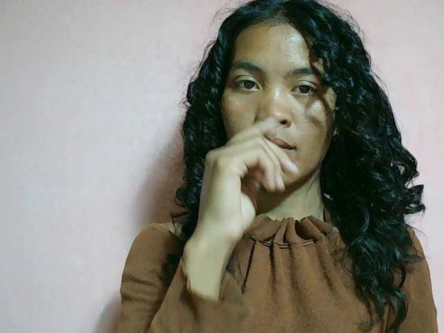Camille live cam on BongaCams