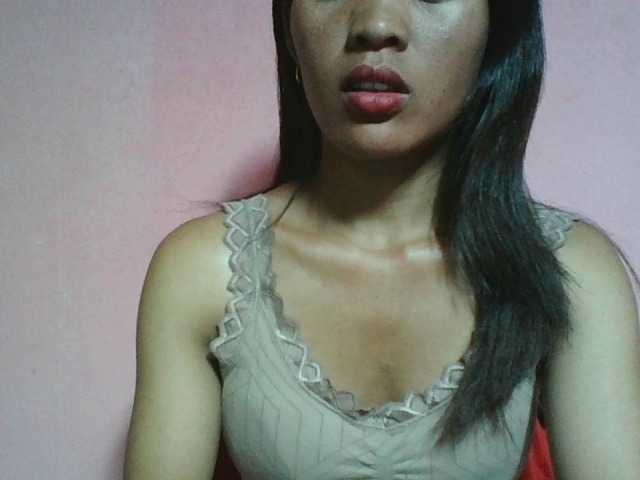 Camille live cam on BongaCams