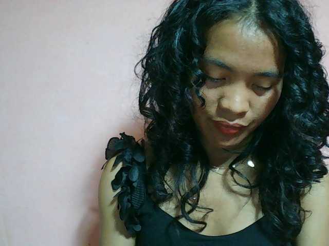 Camille live cam on BongaCams
