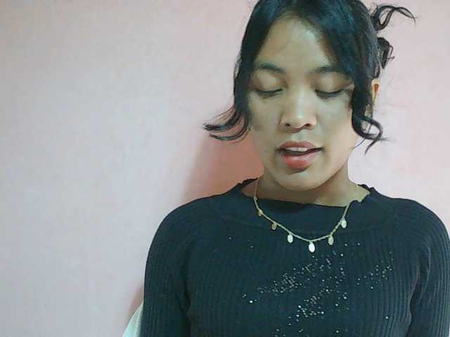 Camille live cam on BongaCams