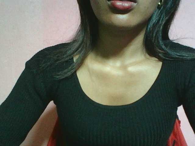 Camille live cam on BongaCams