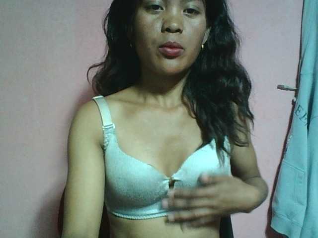 Camille live cam on BongaCams