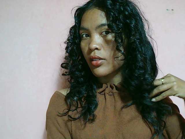 Camille live cam on BongaCams