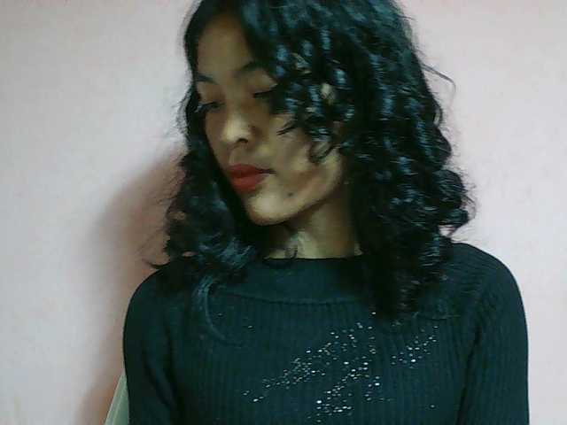 Camille live cam on BongaCams