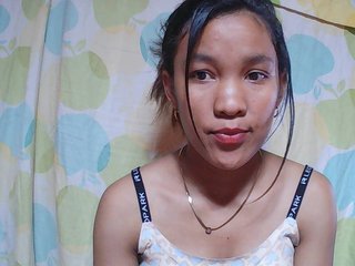 Youna's Live Webcam