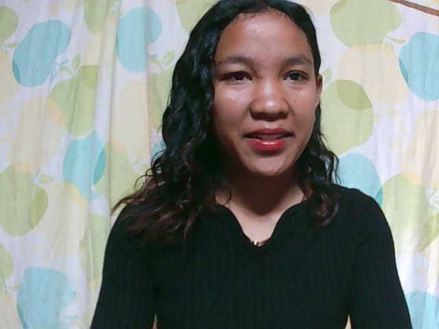 Louane01 live cam on BongaCams