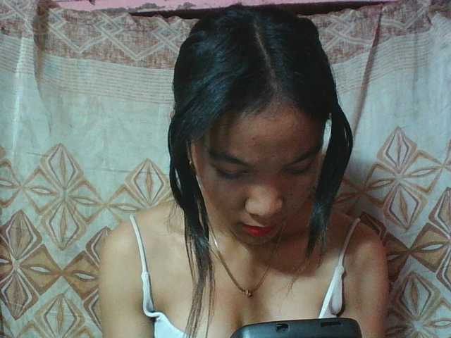 Louane01 live cam on BongaCams