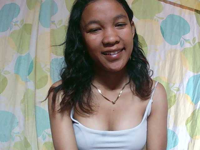 Louane01 live cam on BongaCams