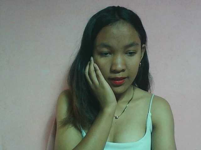 Louane01 live cam on BongaCams