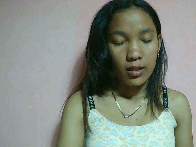 Louane01 live cam on BongaCams