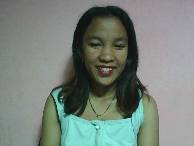 Louane01 live cam on BongaCams