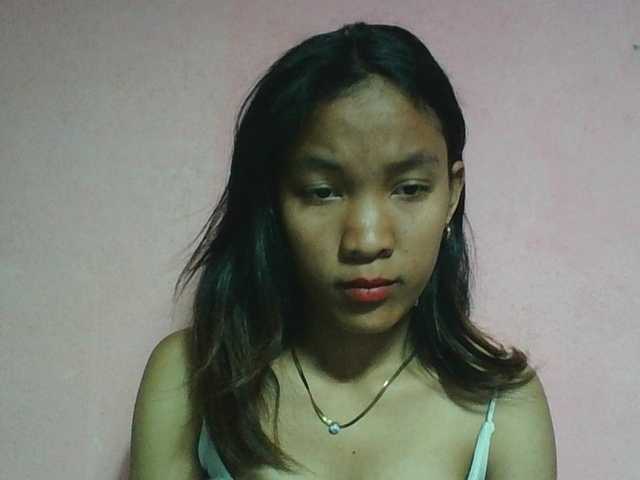Louane01 live cam on BongaCams
