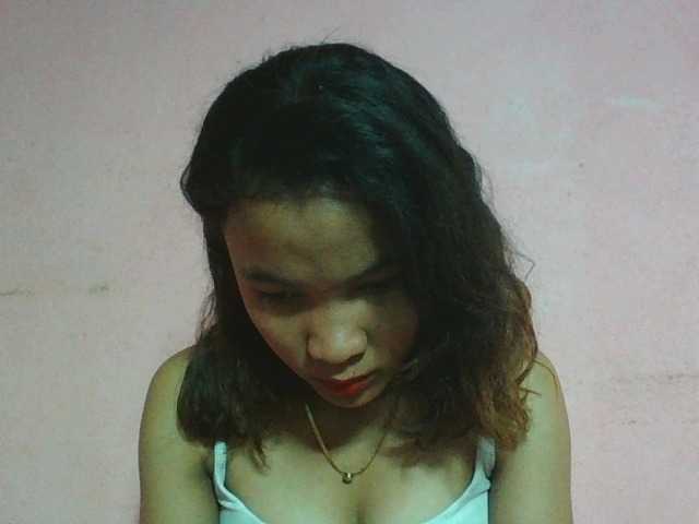 Louane01 live cam on BongaCams